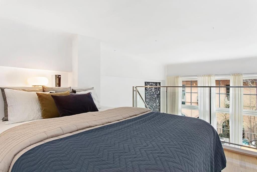 Spectacular Loft In The Middle Of Centre Lejlighed *